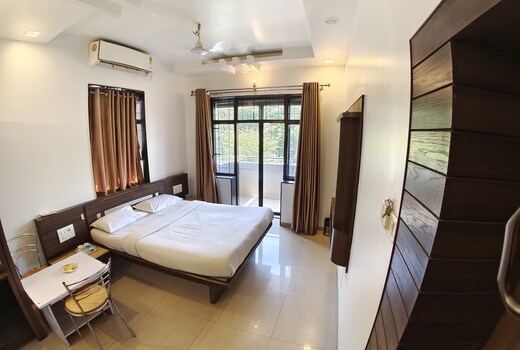 REGENT HOTEL