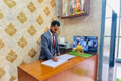 S G R ENTERPRISE HOTEL & LODGE, Hosur