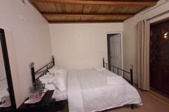 Littlewood Cottage, Ooty