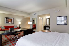 Hampton Inn & Suites by Hilton Cincinnati-Downtown, Cincinnati
