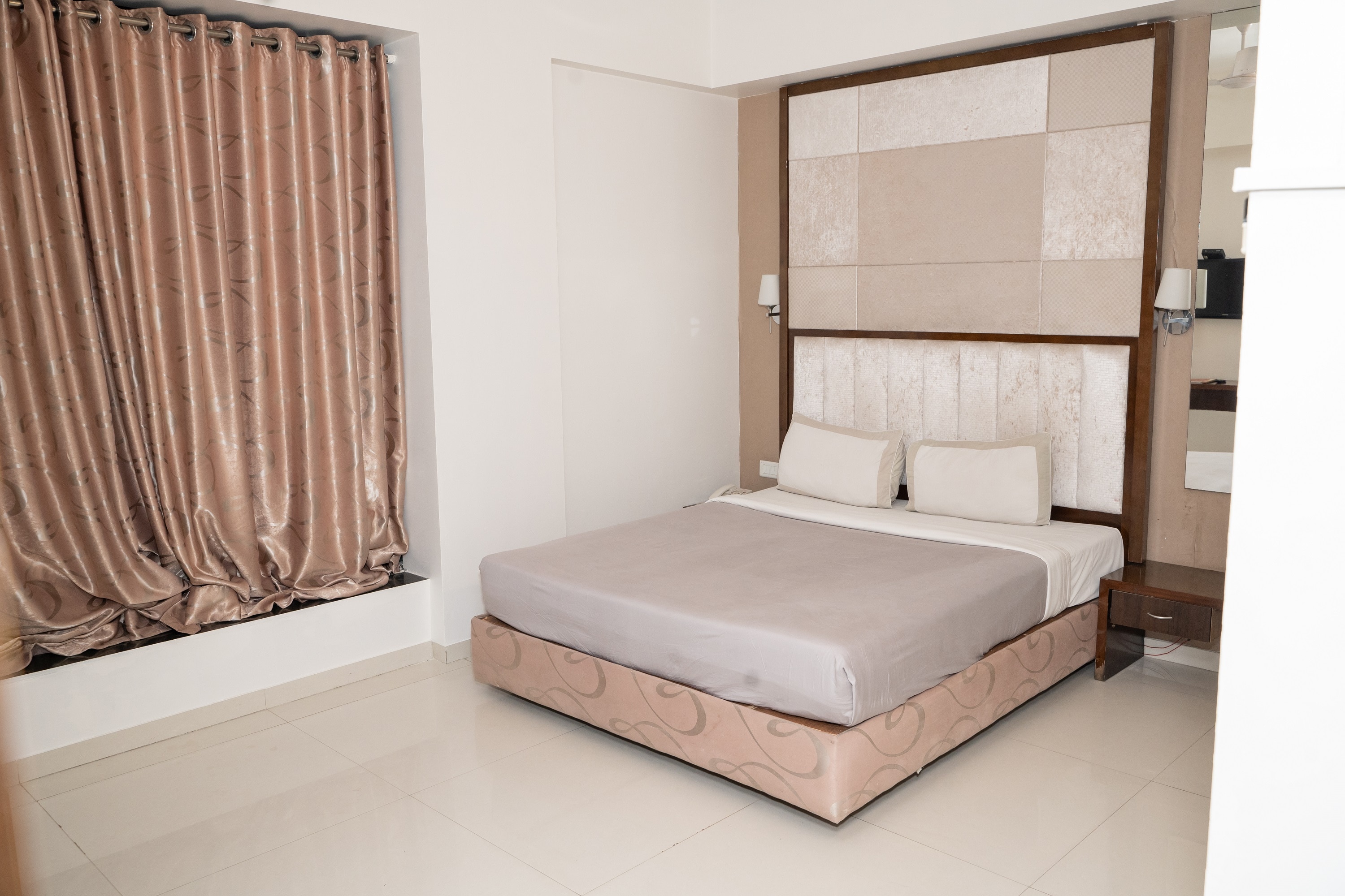 Hotel Executive Silver Inn