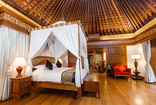 Kandawgyi Palace Hotel Yangon Price Address Reviews