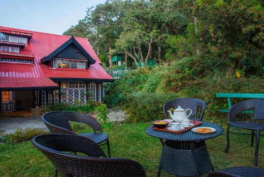 StayVista at Northwood Cottage - A Heritage Retreat