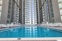 Luxury 1BR Holiday Home CVR A3001 near Burj Khalifa, Dubai