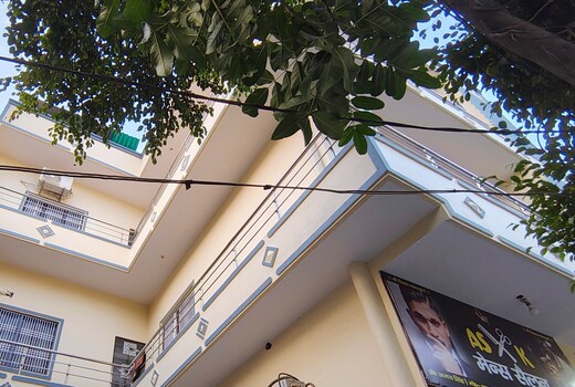 THE KASHI KUTIR