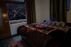 Baithak Bir Homestay, Bir Billing