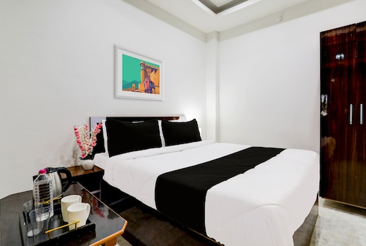 Super Hotel O B.G.P.G House