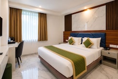 Sabu's Grand Royale Hotel, Thiruvananthapuram
