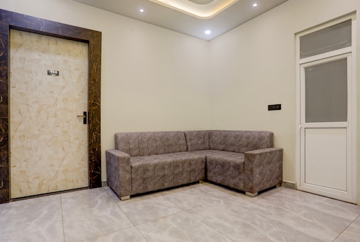 Super Hotel O Maharshi Valmiki International Airport Formerly Gaurav Inn