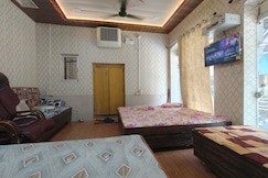 गिरिराज भवन बंगाली आश्रम, Vrindavan