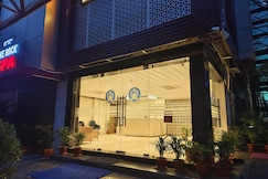 Hotel Regal Crest, Bhadrak