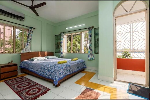 Lake View House AC room