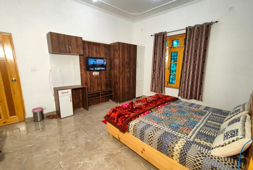 Travelodge Homestay