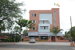 HOTEL POOJA GARDEN AND LODGING, Nanded
