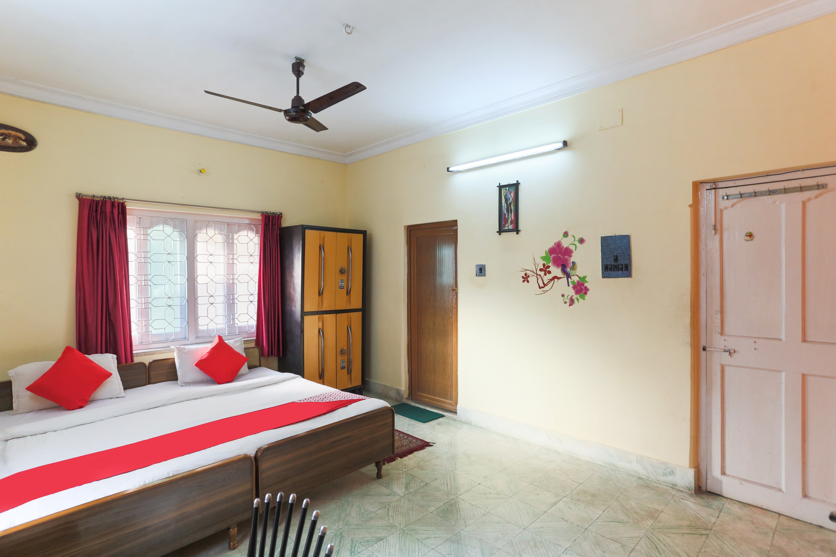 Hotel O Sangita Guest House - Tap to explore photos
