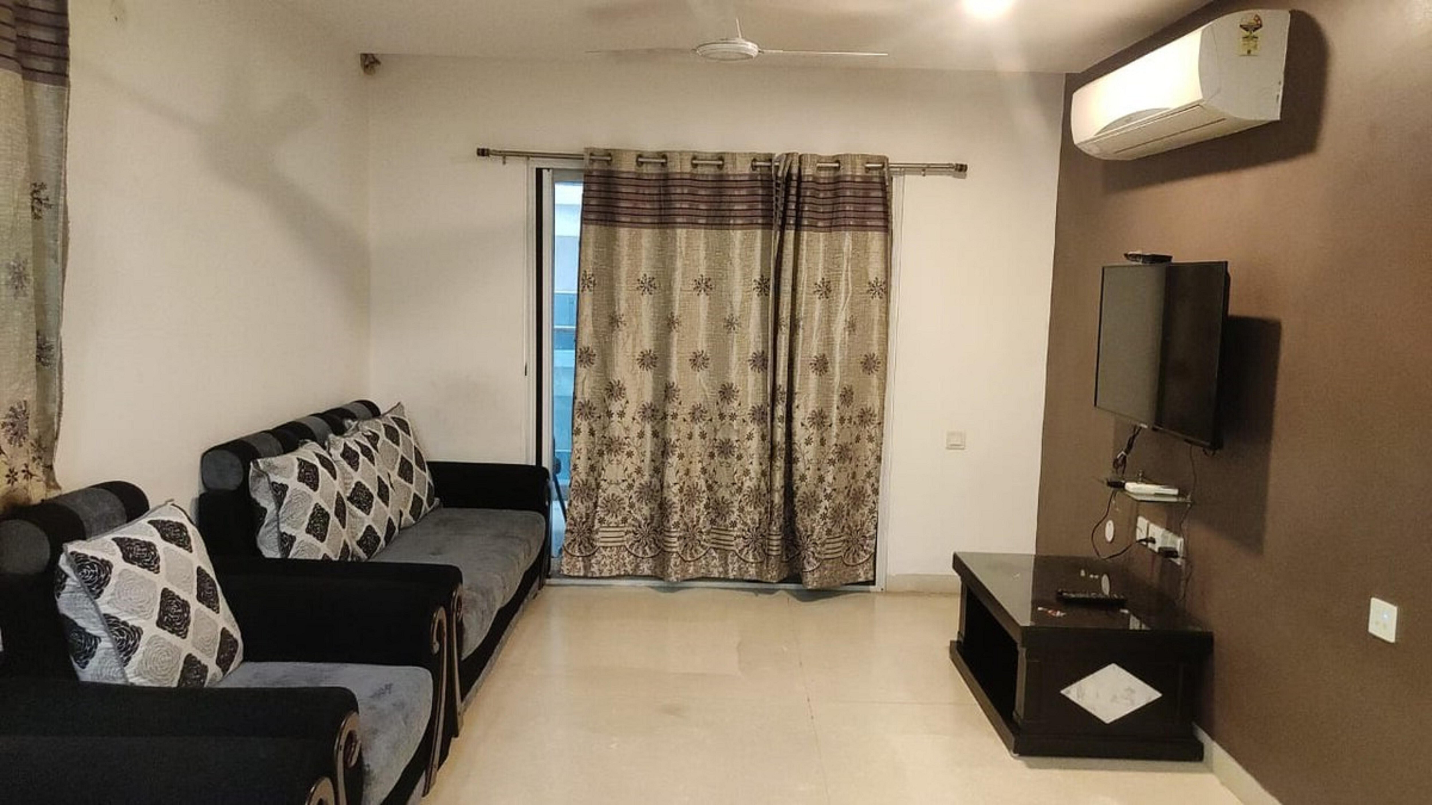 Ornatious 2 BHK IN THE HEART OF HYDERABAD - Tap to explore photos