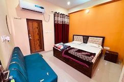 JK ROYAL PALACE AND LODGE, Prayagraj