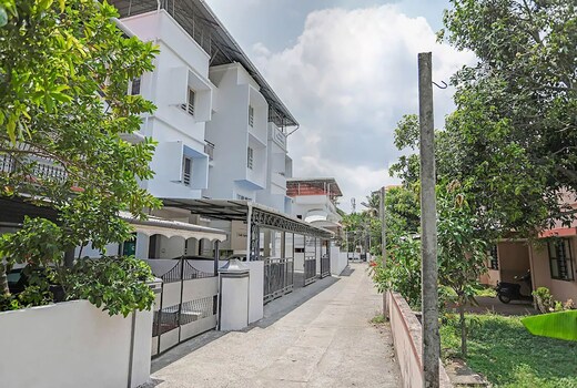Garden Villa 3 BHK Garden Furnished Apartment