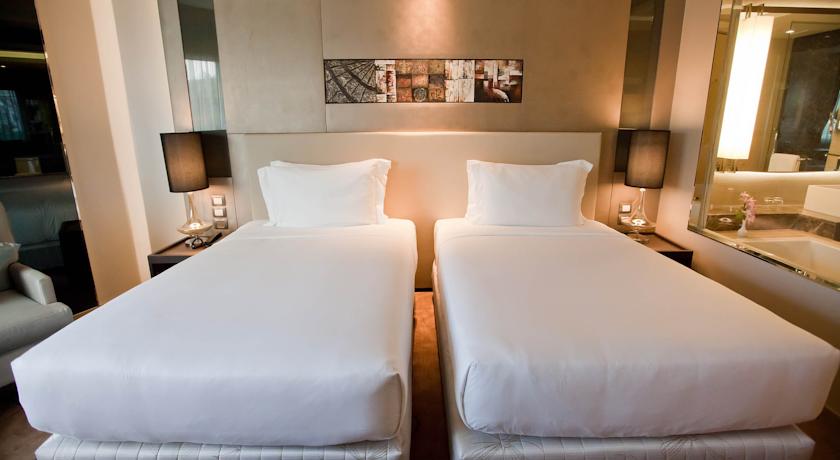 Graceland Bangkok Hotel - Tap to explore photos