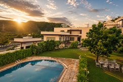 Aura Gold Resort, Udaipur
