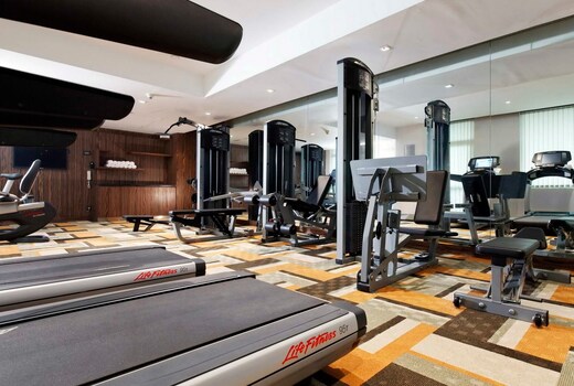24/7 Gym
