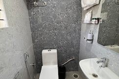 Serene Sun Drenched Oasis with Private Balcony, Bangalore