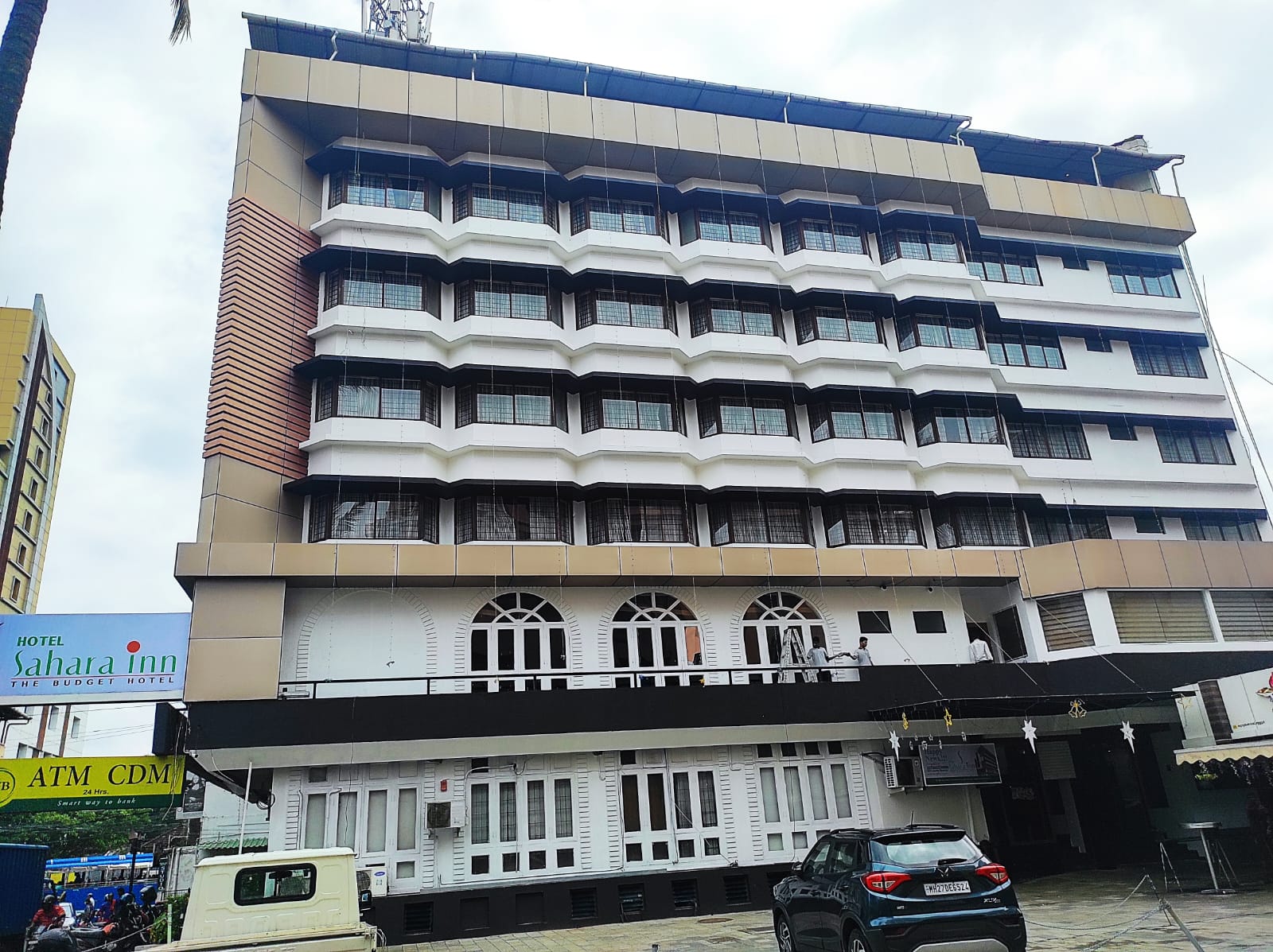 Hotel Sahara Inn, Thrissur