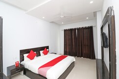 Hotel O Barman Guest House, Bangaon