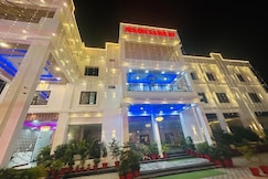 AVADH SAMRAT RESORT, Ayodhya