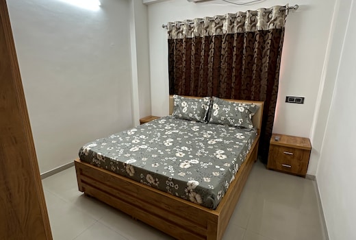 Apartment new 2Bhk near VFS