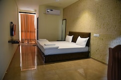 Jay Bhole Hotel And Rooms, Rajpipla