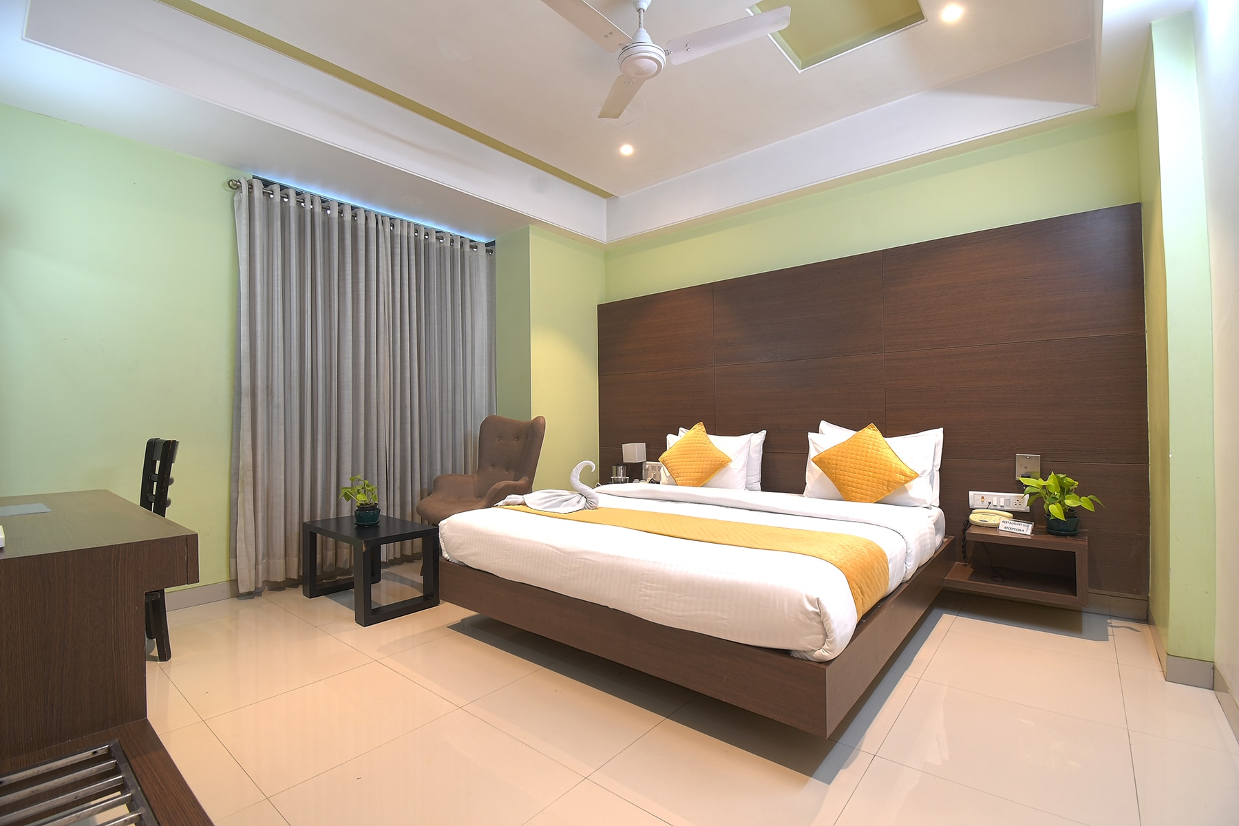 Deluxe AC Room 1