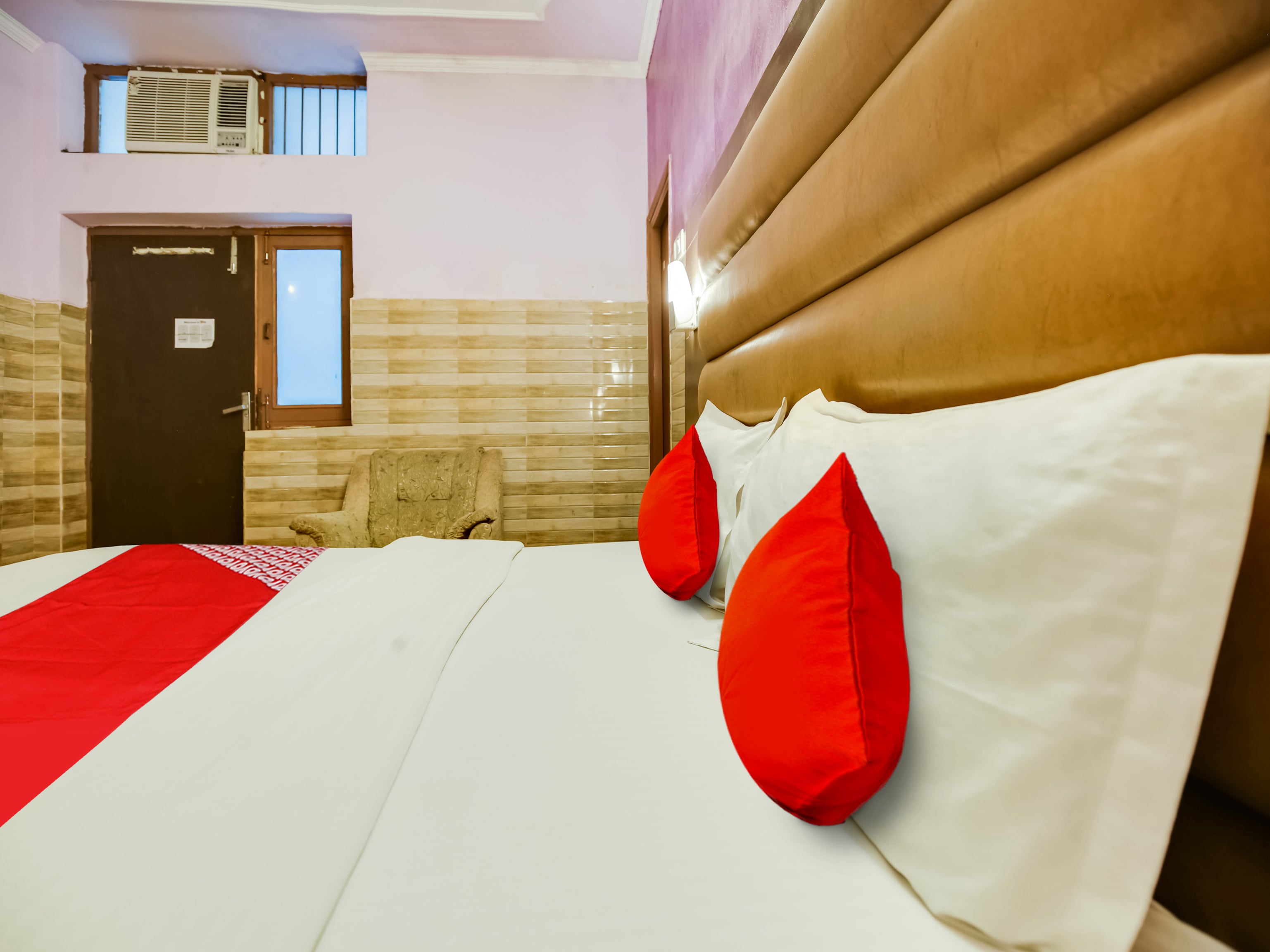 Hotel O Shivam Palace - Tap to explore photos