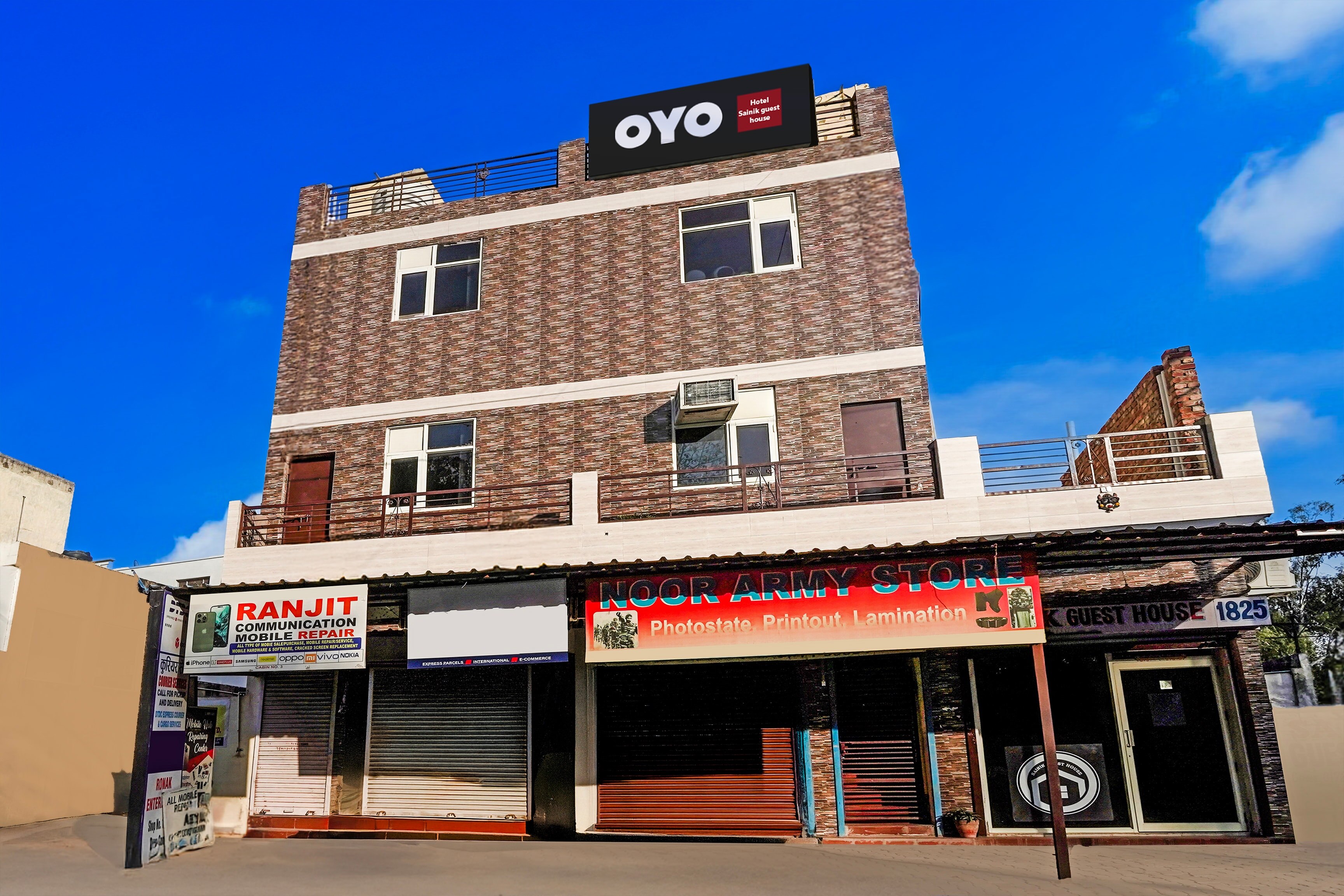 Hotel O SAINIK GUEST HOUSE - Tap to explore photos