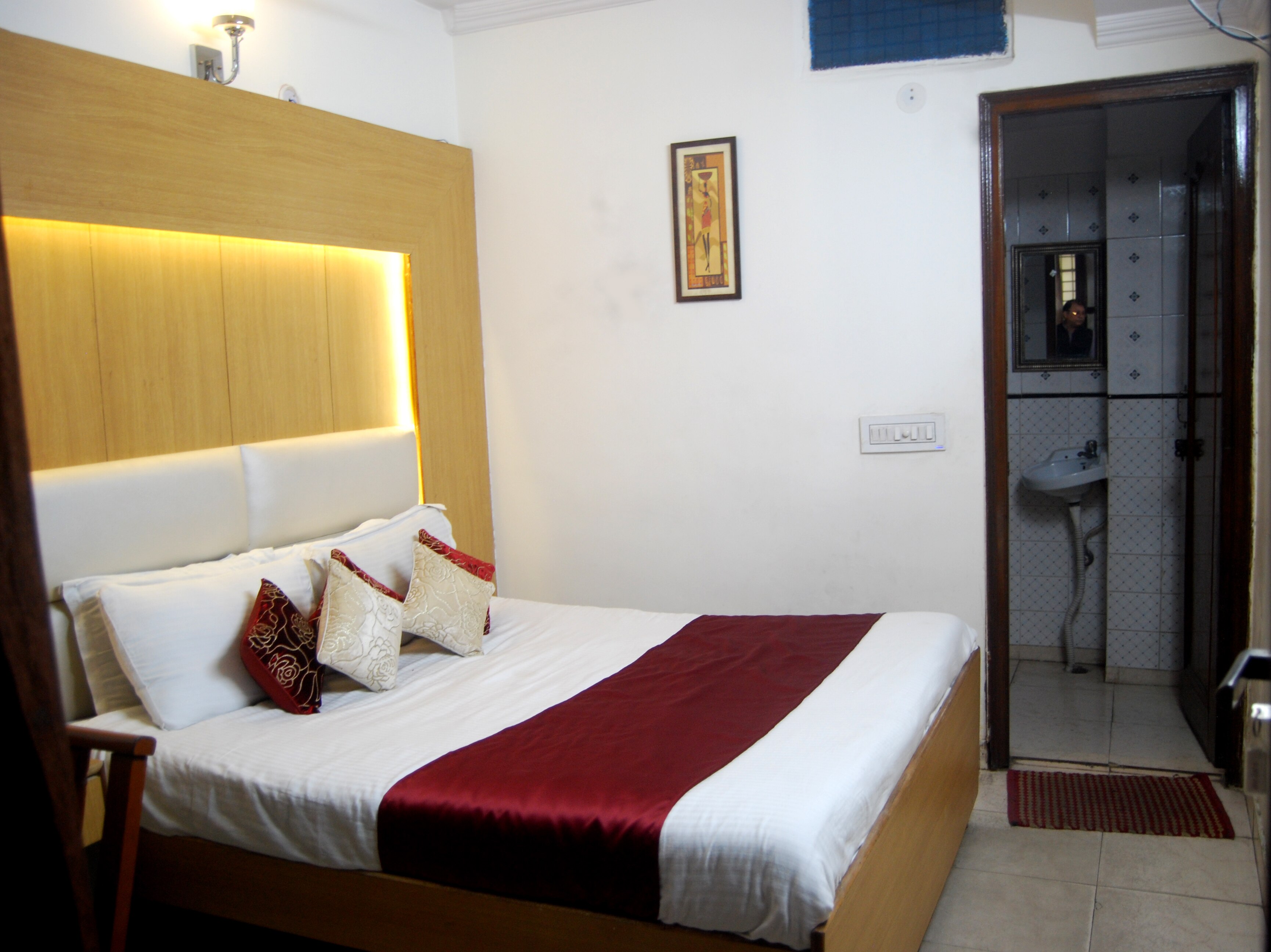hotal ganesh guest house - Tap to explore photos