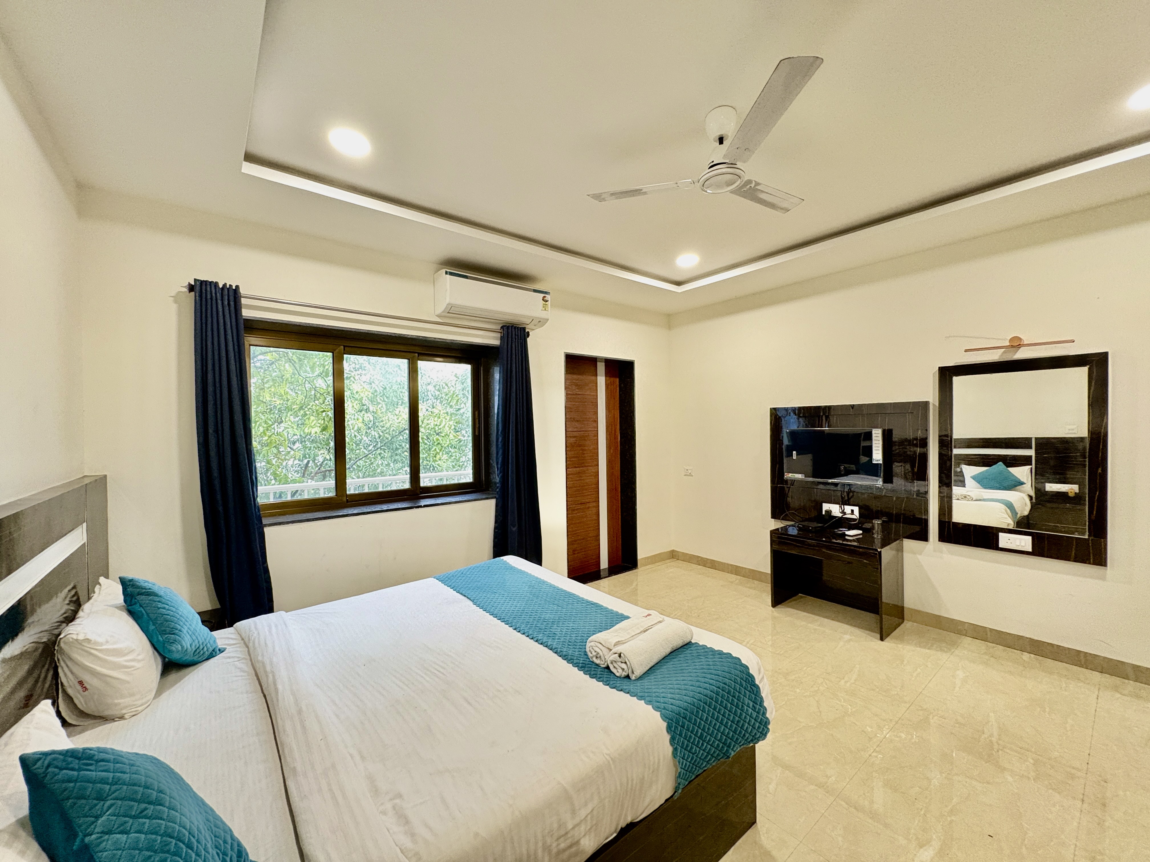 The Greenleaf Resort 2