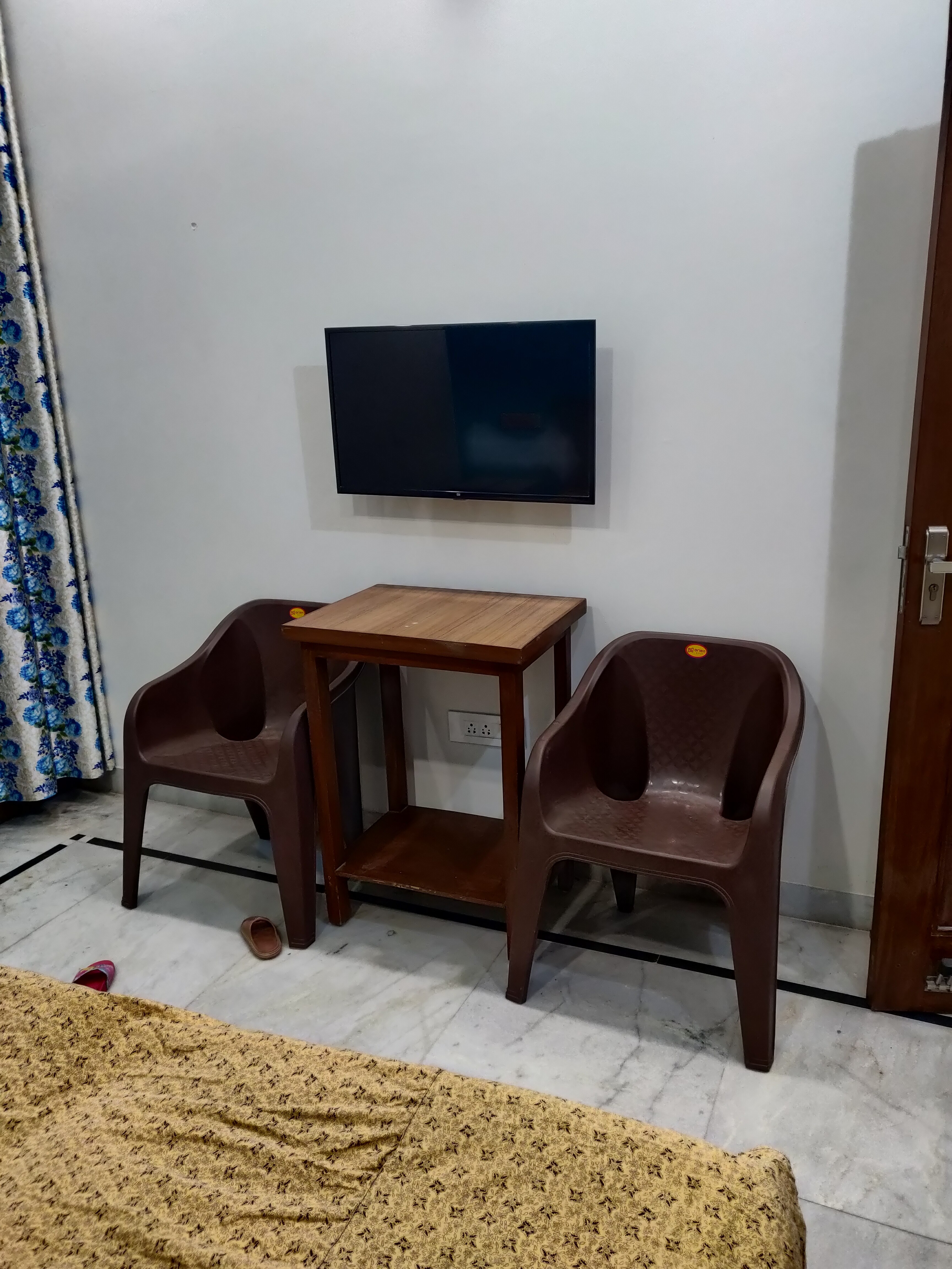 Krishna Niwas Homestay 3BHK-GF - Tap to explore photos