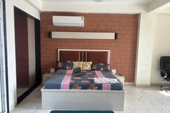 Spacious 5th Floor Studio with 85 Home Theater, Gurgaon