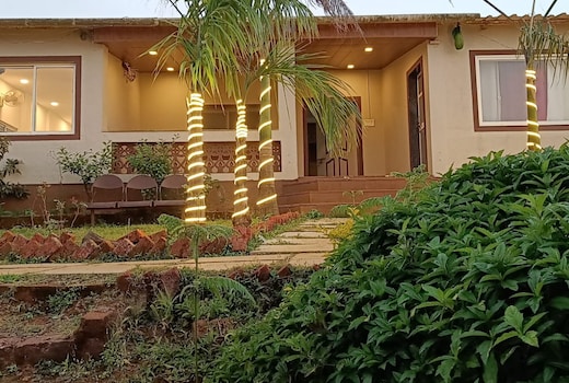 Forest Villas And Tents.