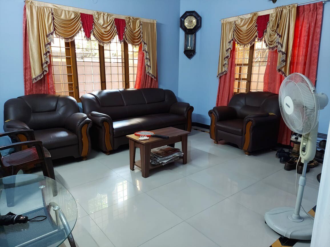 5BHK Luxury Villa, Vazhakkala Kochi, Kakkanad - Tap to explore photos