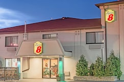 Super 8 by Wyndham Niagara Falls NY, Niagara