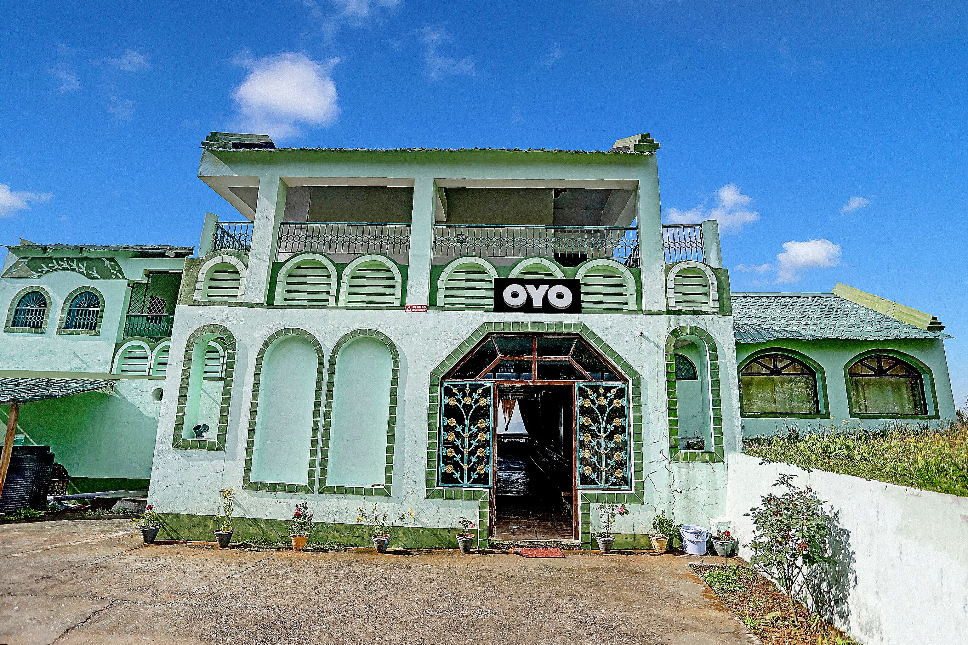 Hotel O Saantanaa Villa Homes - Tap to explore photos