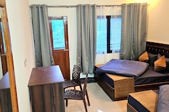 Hari om Tatsat by Elite Travellers, Ukhimath