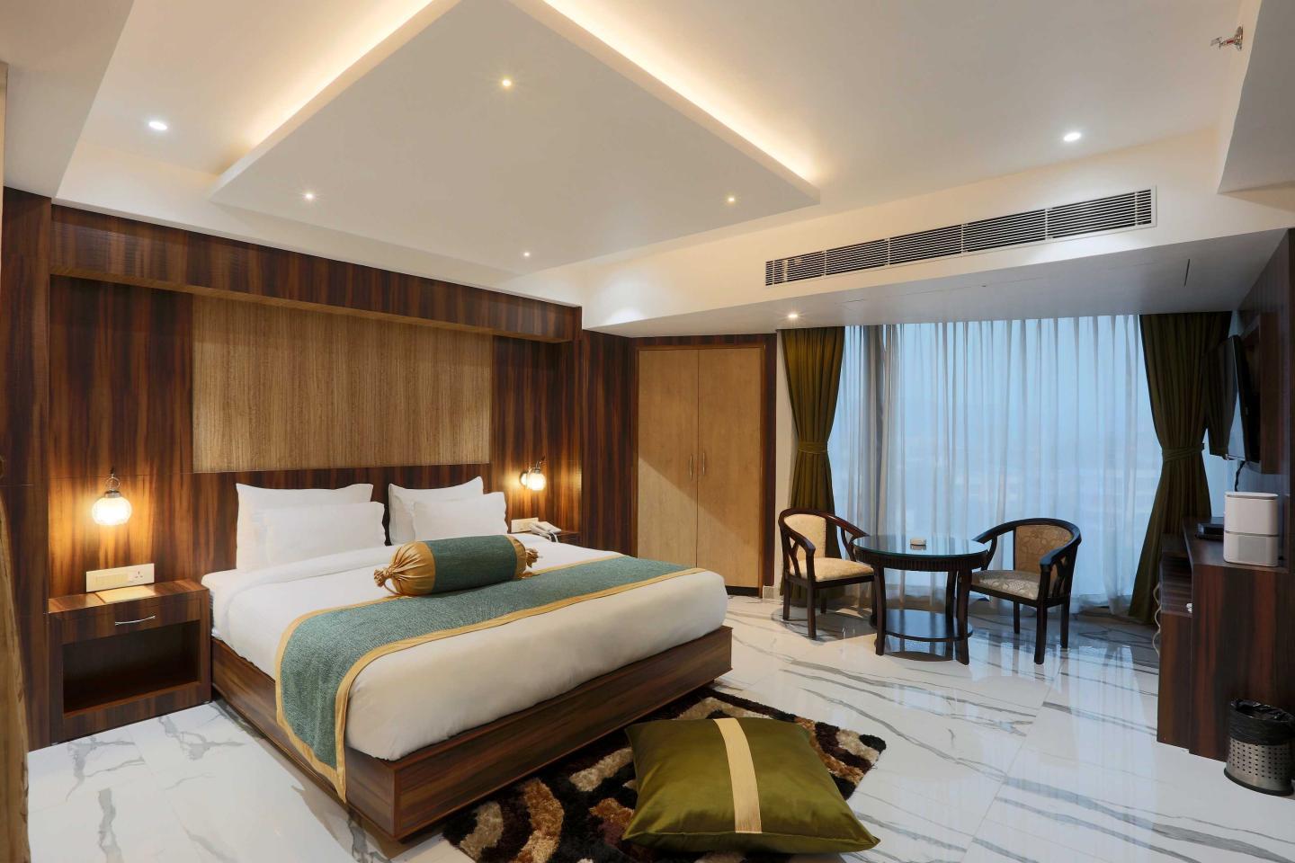 Hotel Shoolin Grand Guwahati Inr 1309 Off 5200 - 