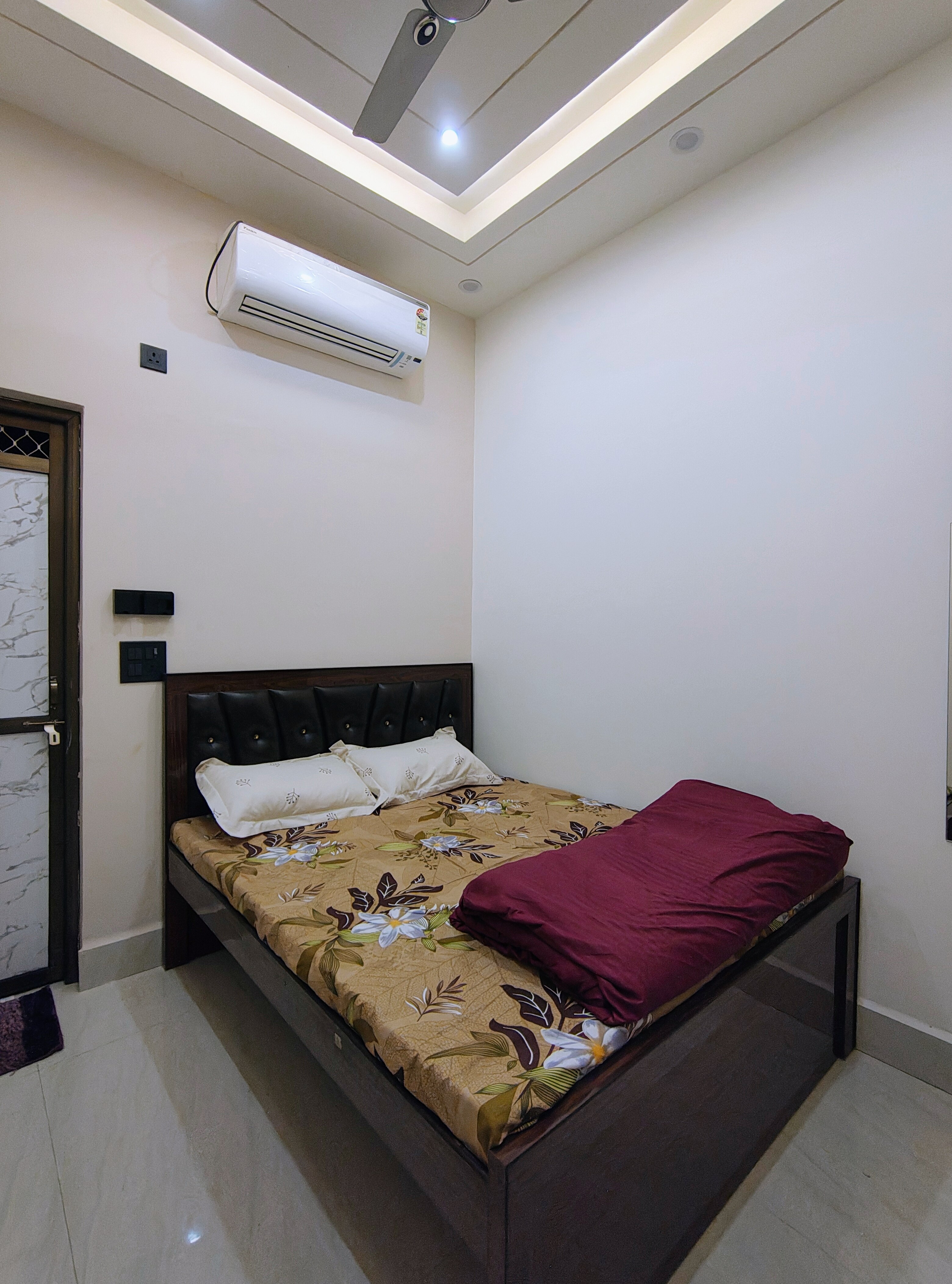 D.K Homestay - Tap to explore photos