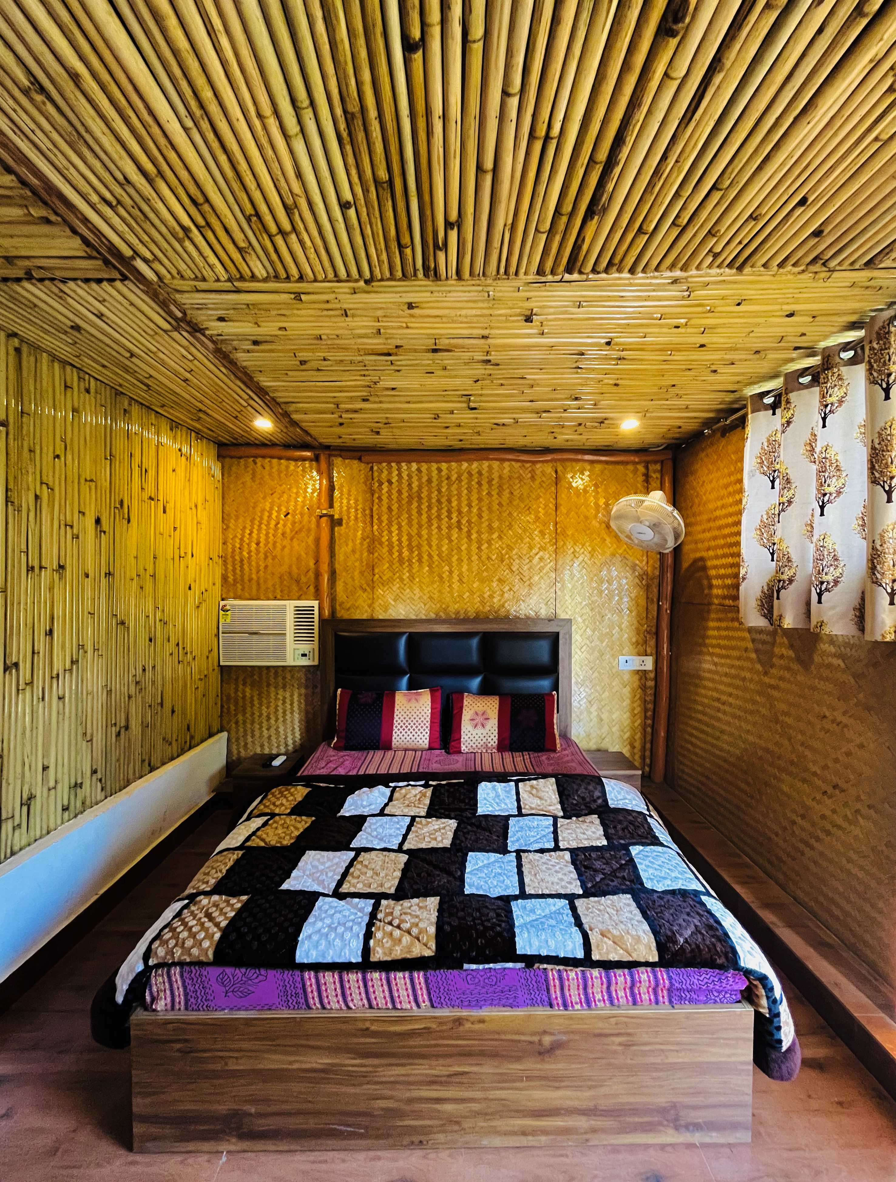 Super Hotel O Royal Tree Cafe And Resort - Tap to explore photos