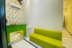 Hotel Rose Inn, Mumbai