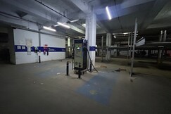 Luxury Stay for Solo/Couple/Triple Near Expo Mart, Greater Noida