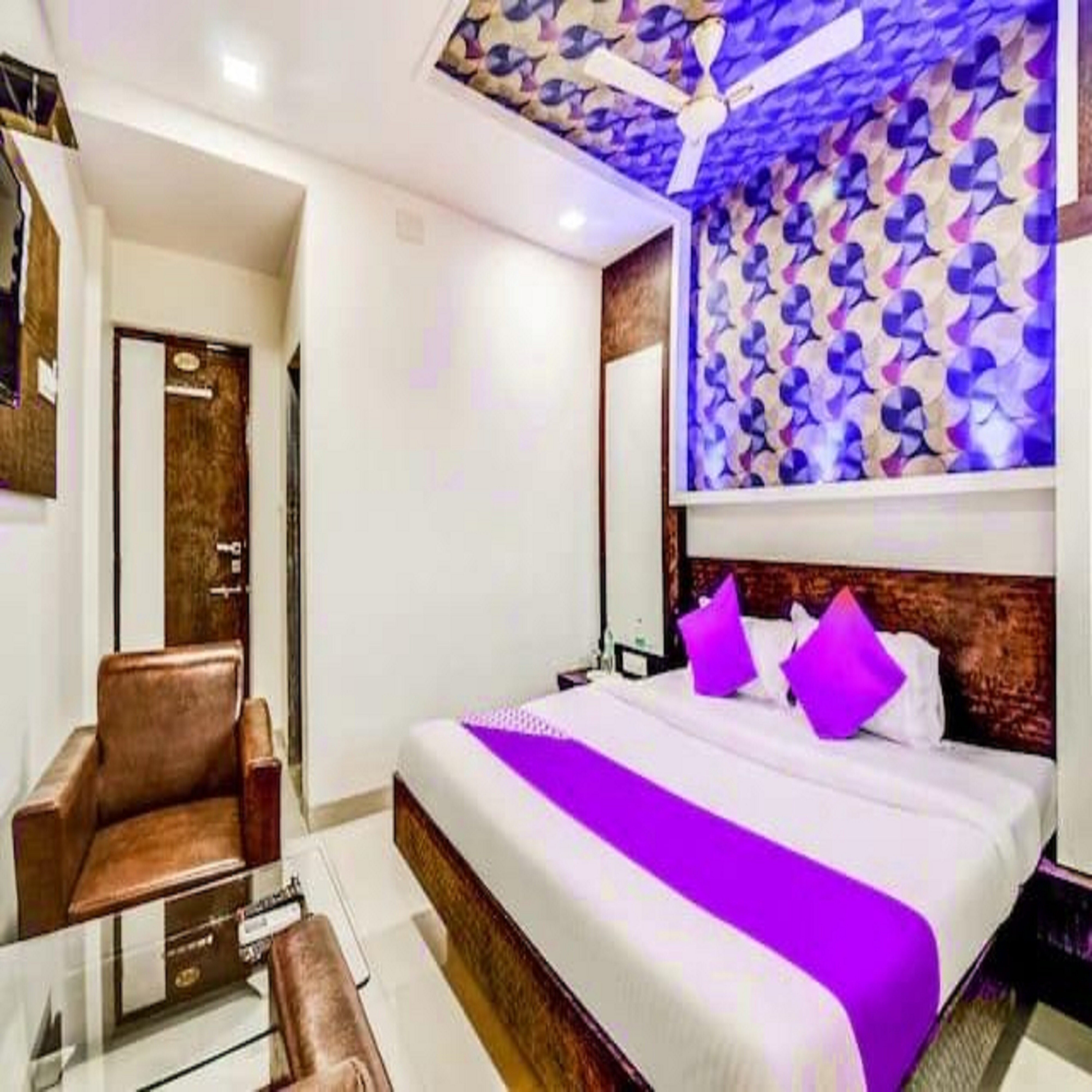 Hotel Manali Palace - Tap to explore photos
