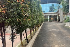 Hotel Nayana, Muvattupuzha